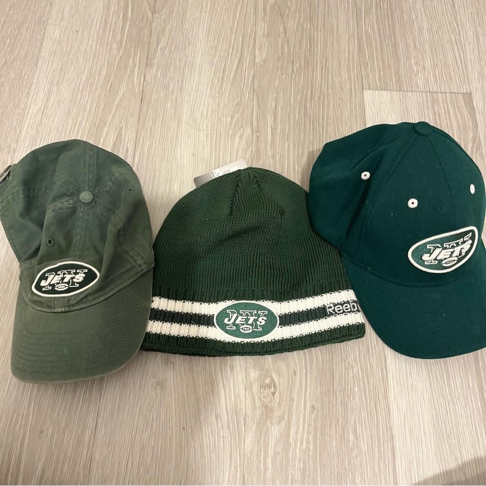 Bundle of NY jets hats green